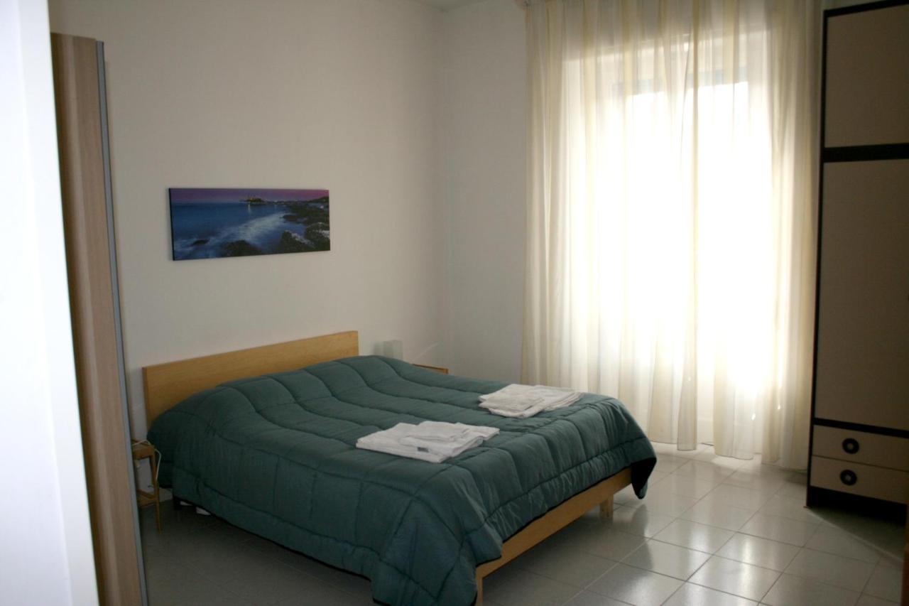2 Bedrooms Appartement At Pescara 300 M Away From The Beach With Balcony And Wifi Exteriér fotografie