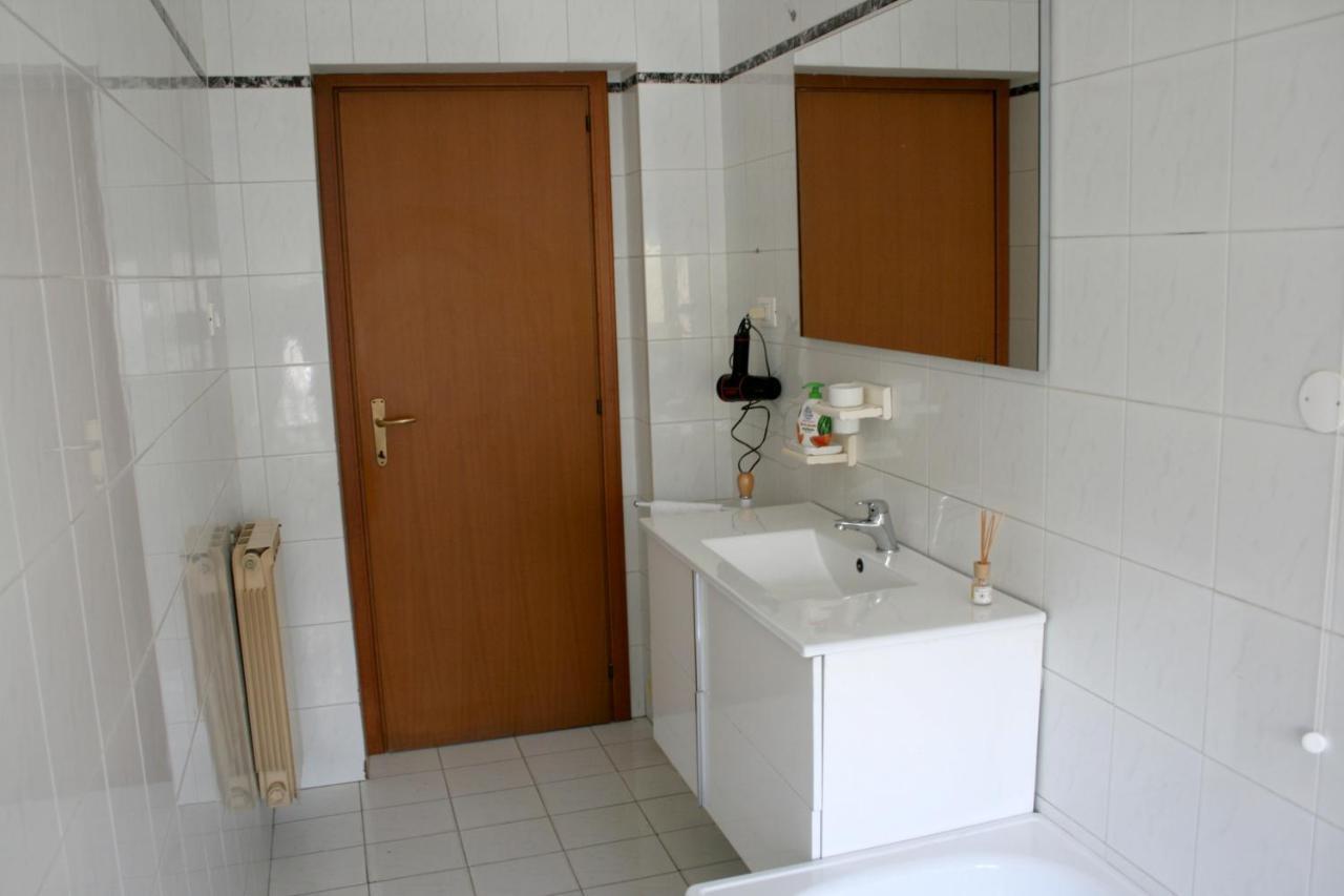 2 Bedrooms Appartement At Pescara 300 M Away From The Beach With Balcony And Wifi Exteriér fotografie