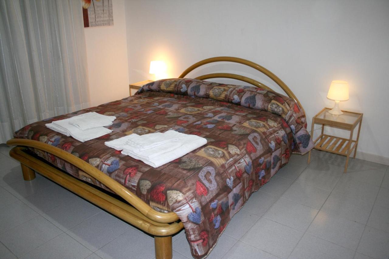 2 Bedrooms Appartement At Pescara 300 M Away From The Beach With Balcony And Wifi Exteriér fotografie