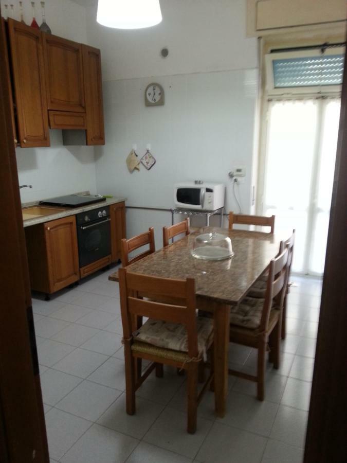 2 Bedrooms Appartement At Pescara 300 M Away From The Beach With Balcony And Wifi Exteriér fotografie